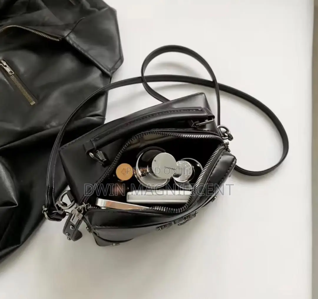 Black Gothic Punk Square Pu Leather Crossbody Handbags