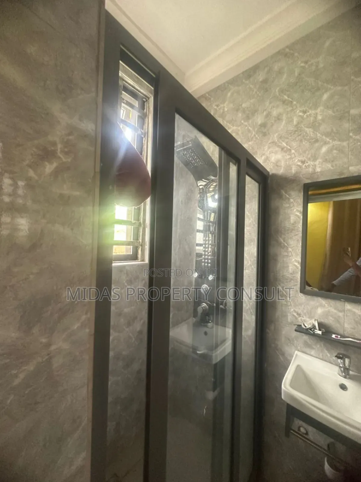 4bdrm House in Mayera Dunyo, Pokuase for sale