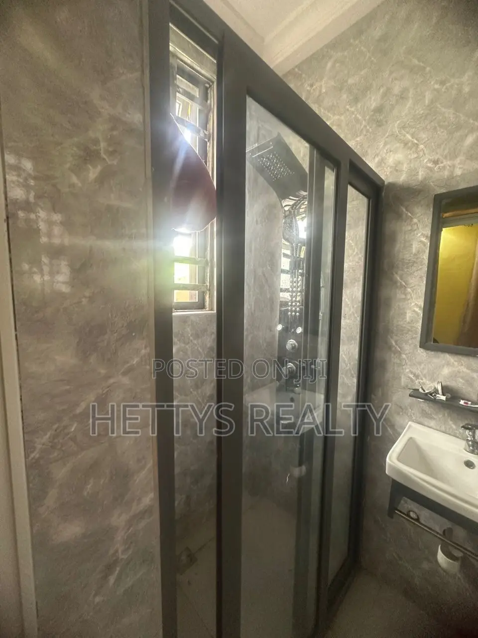 2bdrm House in Pokuase for sale