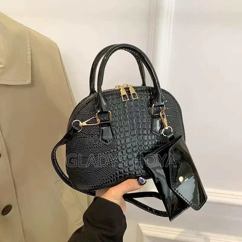 Simple Ladies Bag