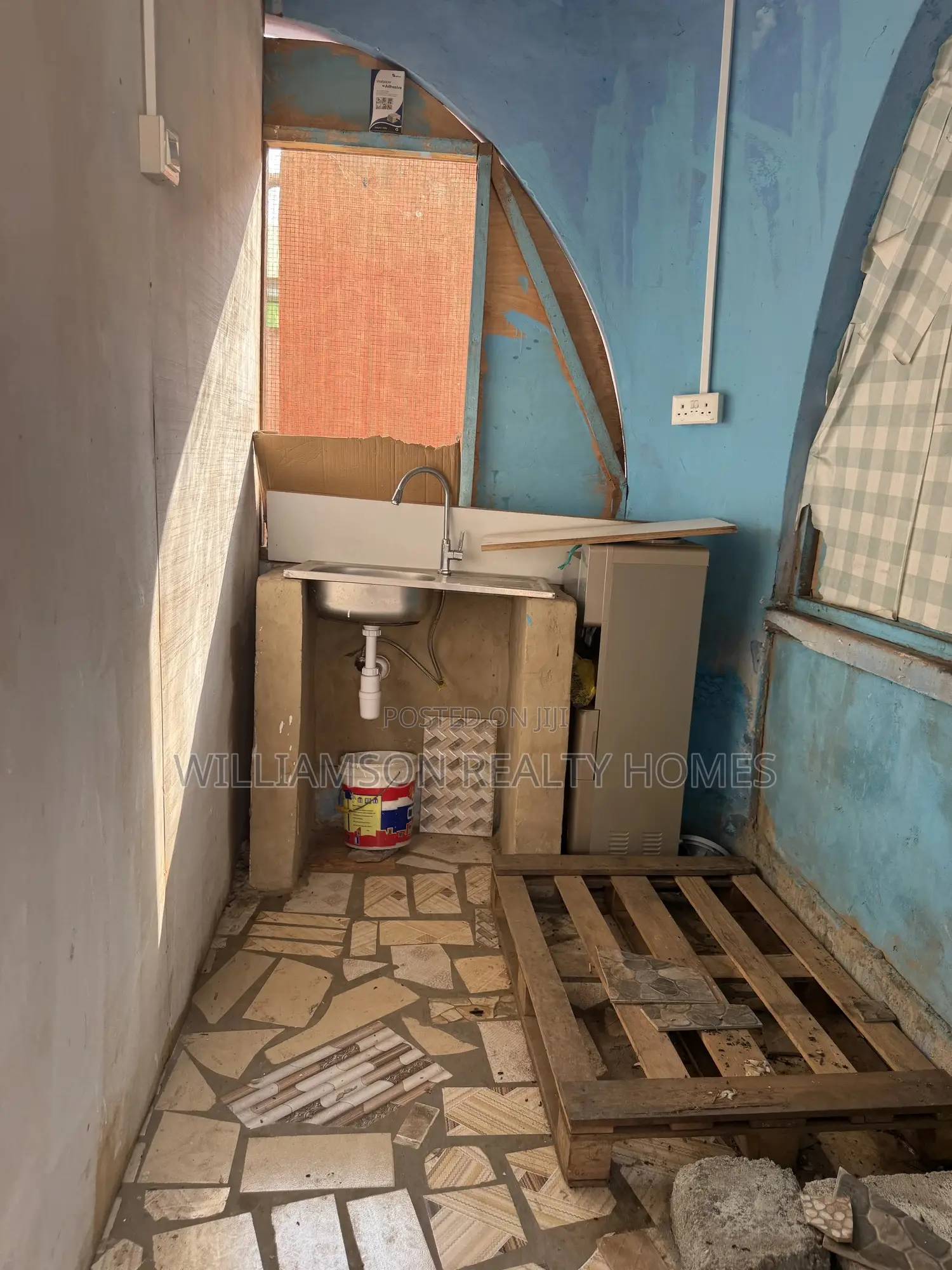 1bdrm Apartment in Community 18 Area, Spintex for rent