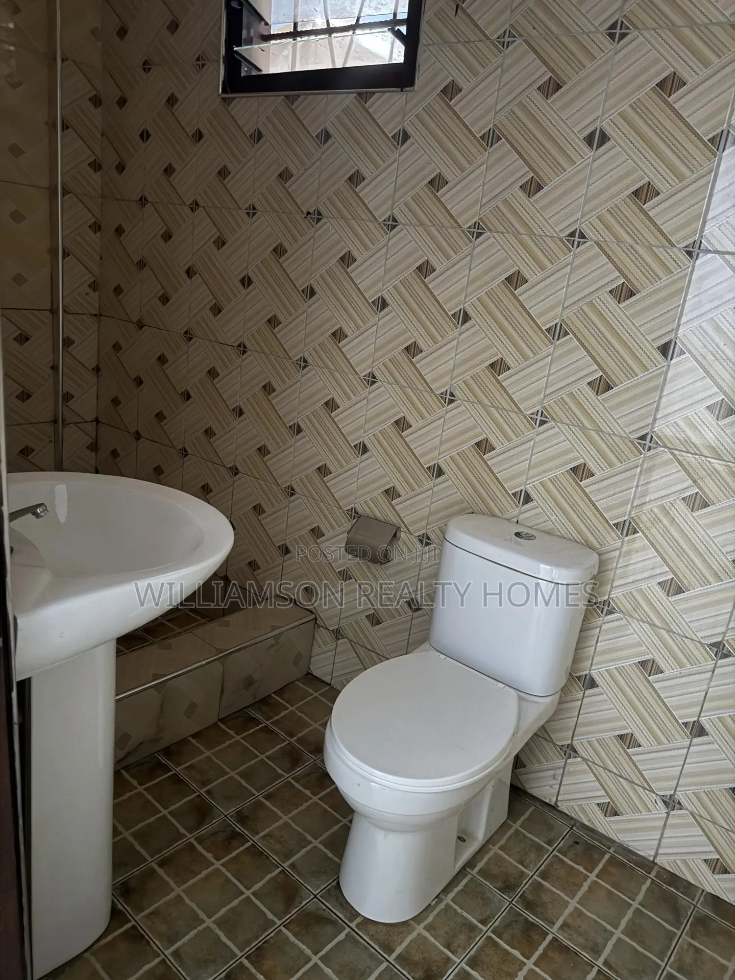 1bdrm Apartment in Community 18 Area, Spintex for rent