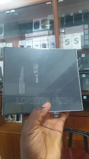 New Samsung Galaxy Z Fold4 256 GB Black