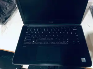 Laptop Dell Latitude 3380 4GB Intel Core i3 HDD 500GB