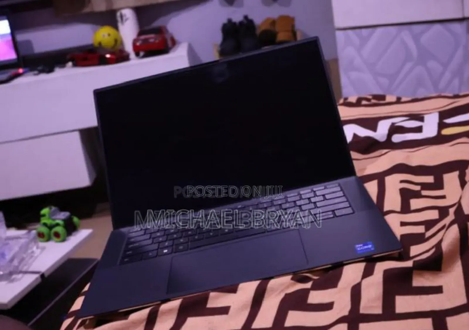 Laptop Dell XPS 15 (9530) 16GB Intel Core i7 HDD+SSD 512GB