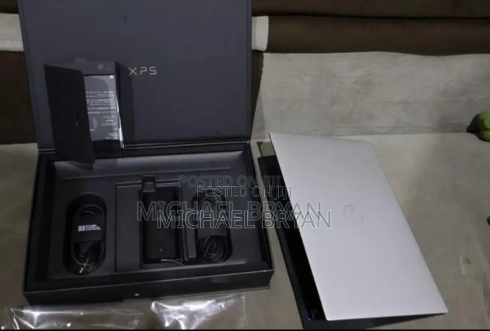 Laptop Dell XPS 15 (9530) 16GB Intel Core i7 HDD+SSD 512GB