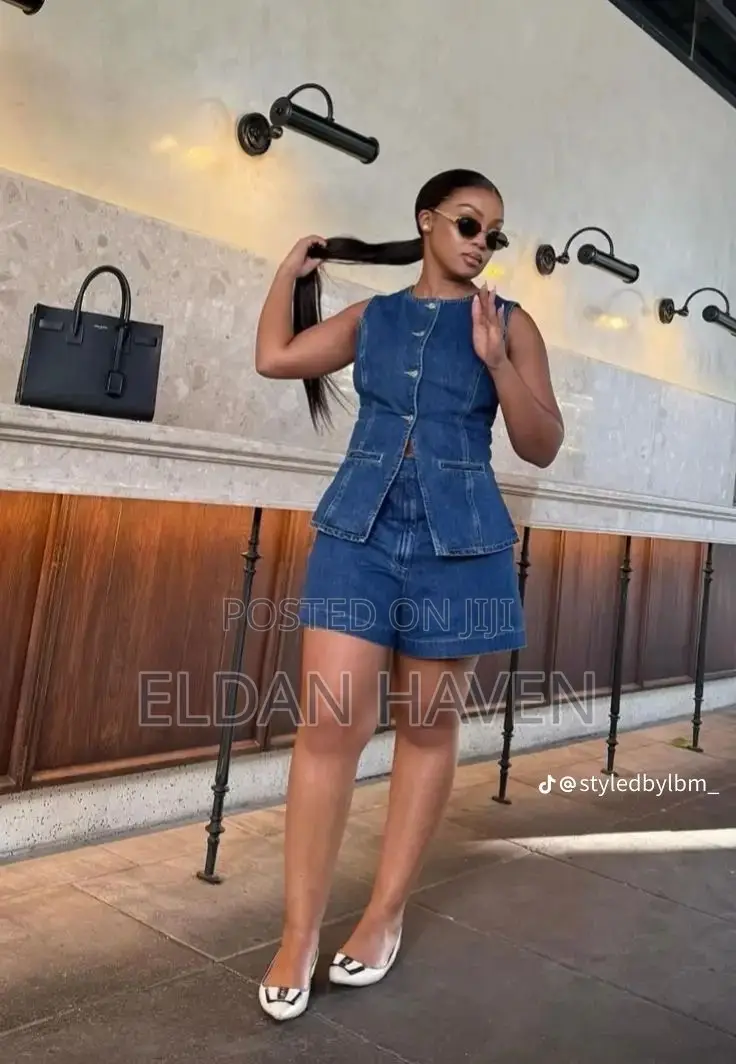 Ladie’S Beautiful 2 Piece