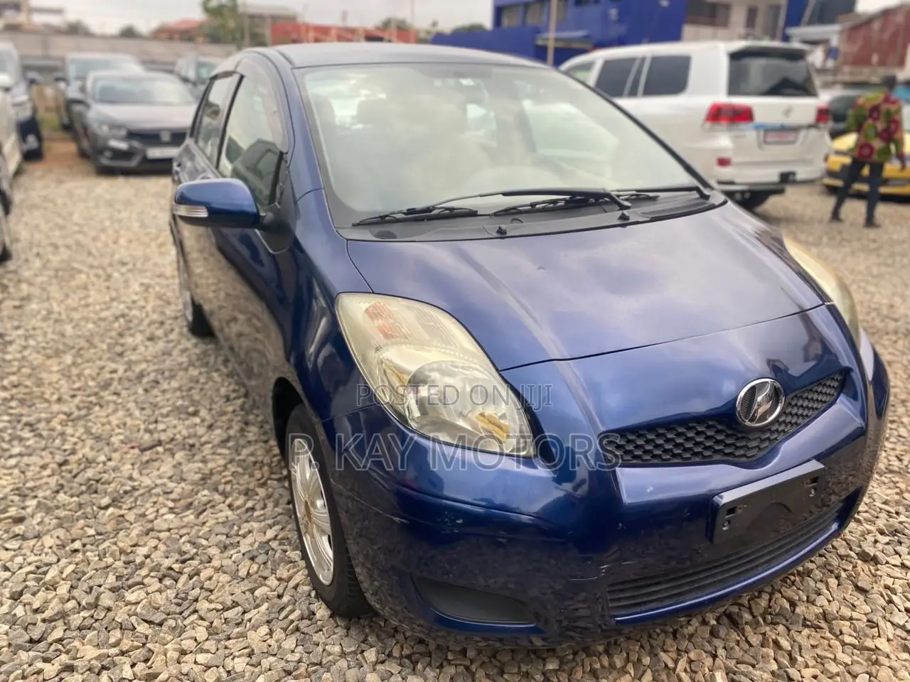 Toyota Vitz 1.0 FWD 3dr 2010 Blue