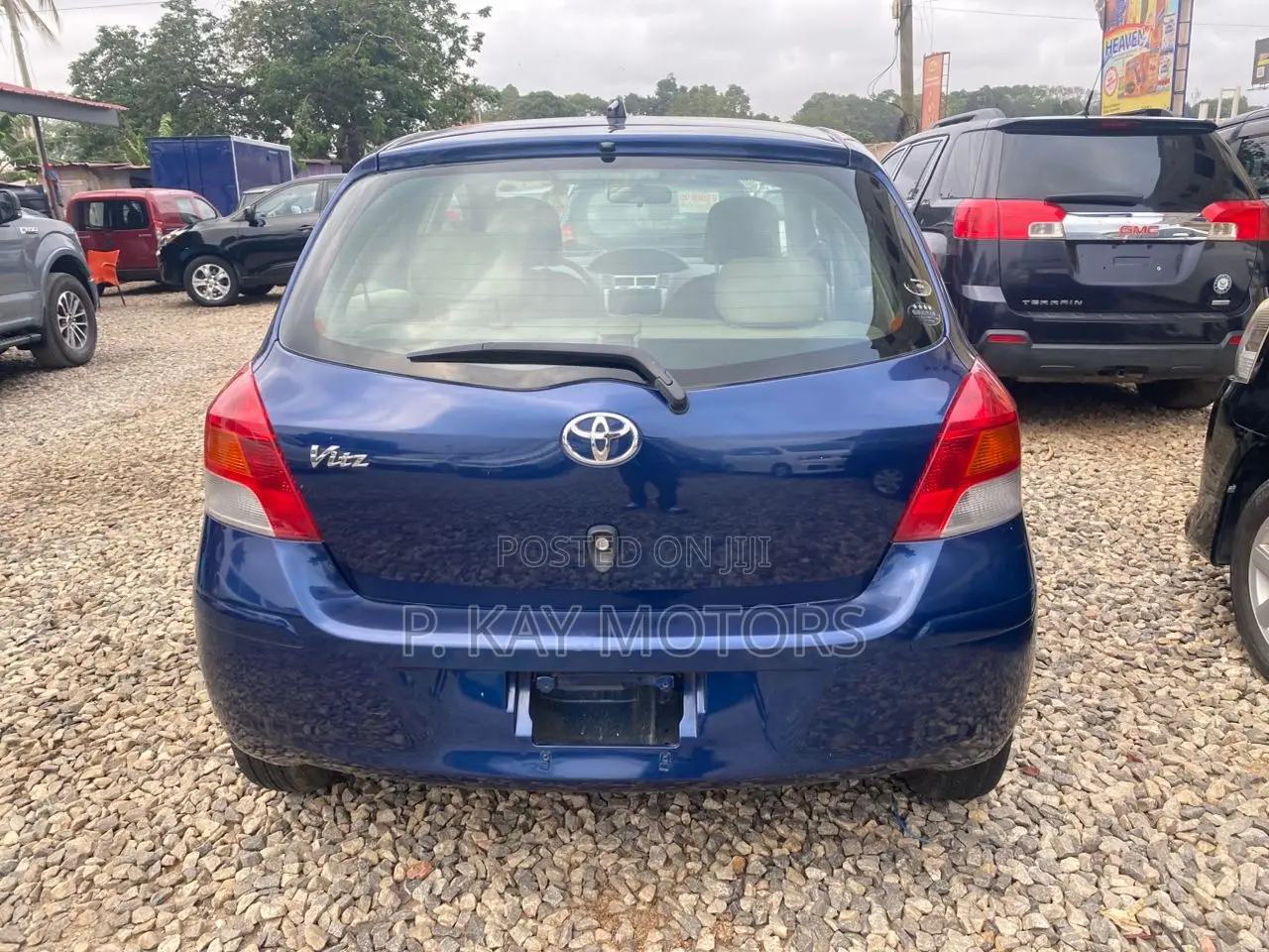 Toyota Vitz 1.0 FWD 3dr 2010 Blue
