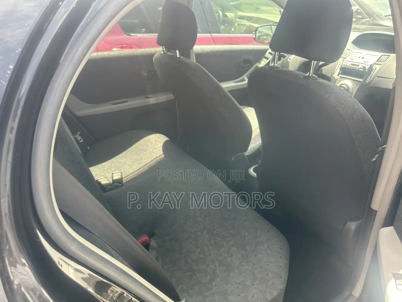 Toyota Vitz 1.0 FWD 3dr 2010 Black