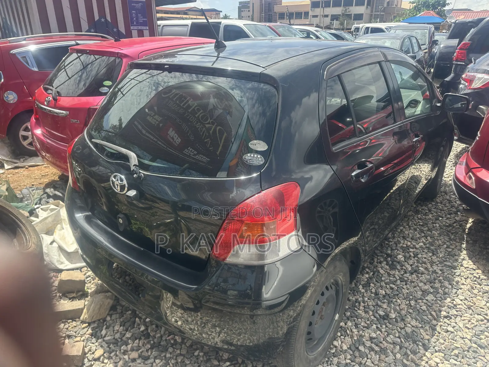 Toyota Vitz 1.0 FWD 3dr 2010 Black