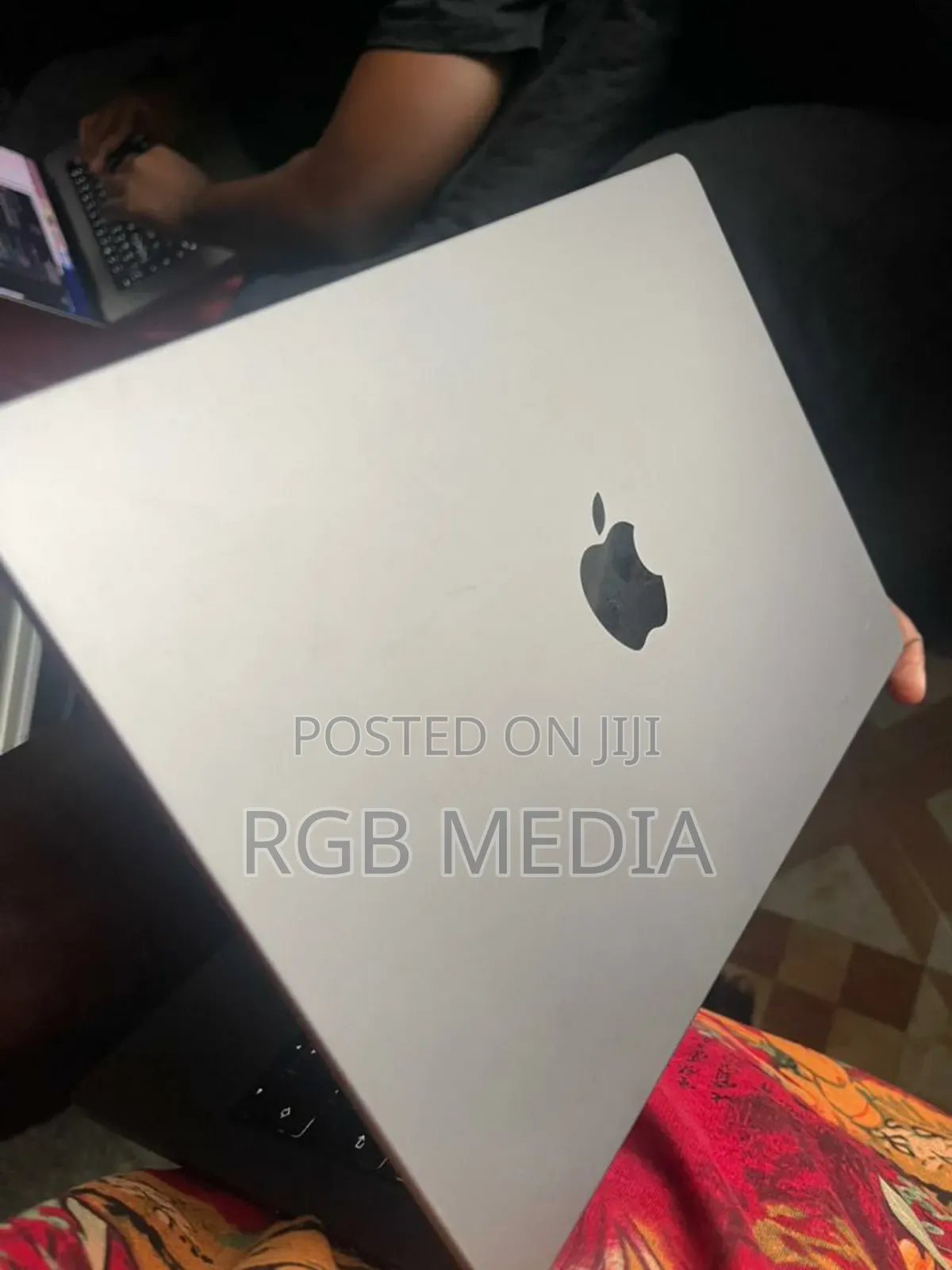 Laptop Apple MacBook Pro 2021 M1 16GB Apple M1 Pro SSHD (Hybrid) 512GB