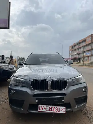 BMW X3 xDrive28i 4dr SUV AWD (2.0L 4cyl Turbo 8A) 2014 Gray