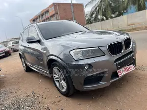 BMW X3 xDrive28i 4dr SUV AWD (2.0L 4cyl Turbo 8A) 2014 Gray