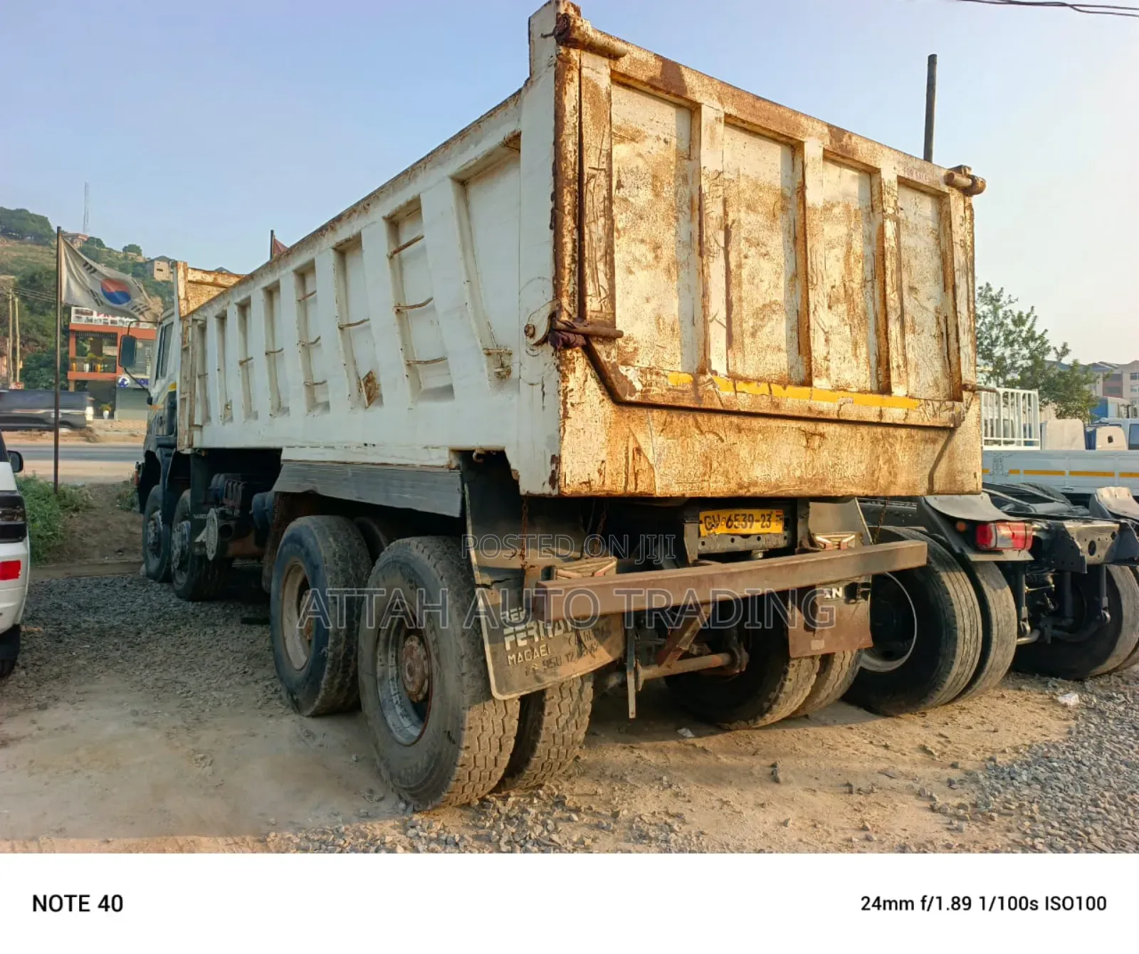 Man Tipper for Sale