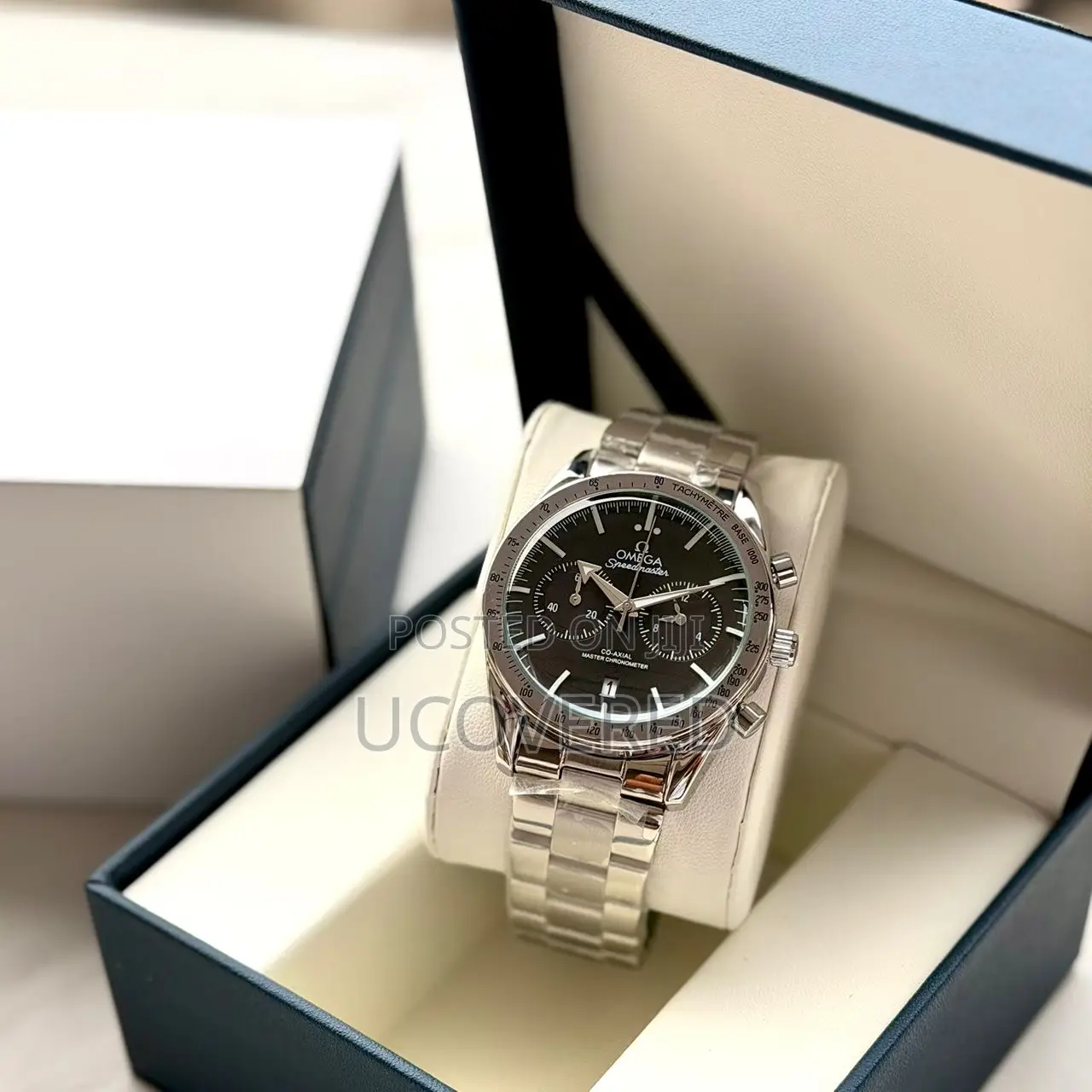 Classic Branded Men’S Leather Watch