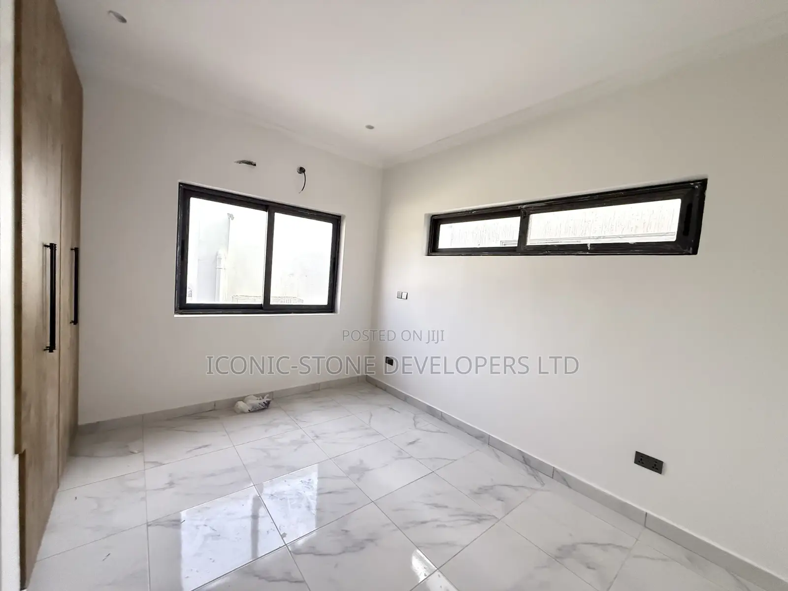 3bdrm House in East Airport for sale