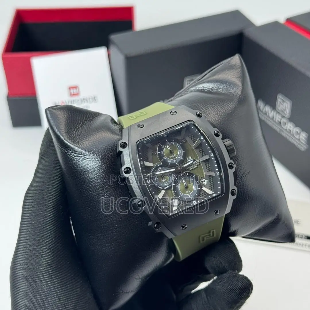 Naviforce Analog Chronograph Watch