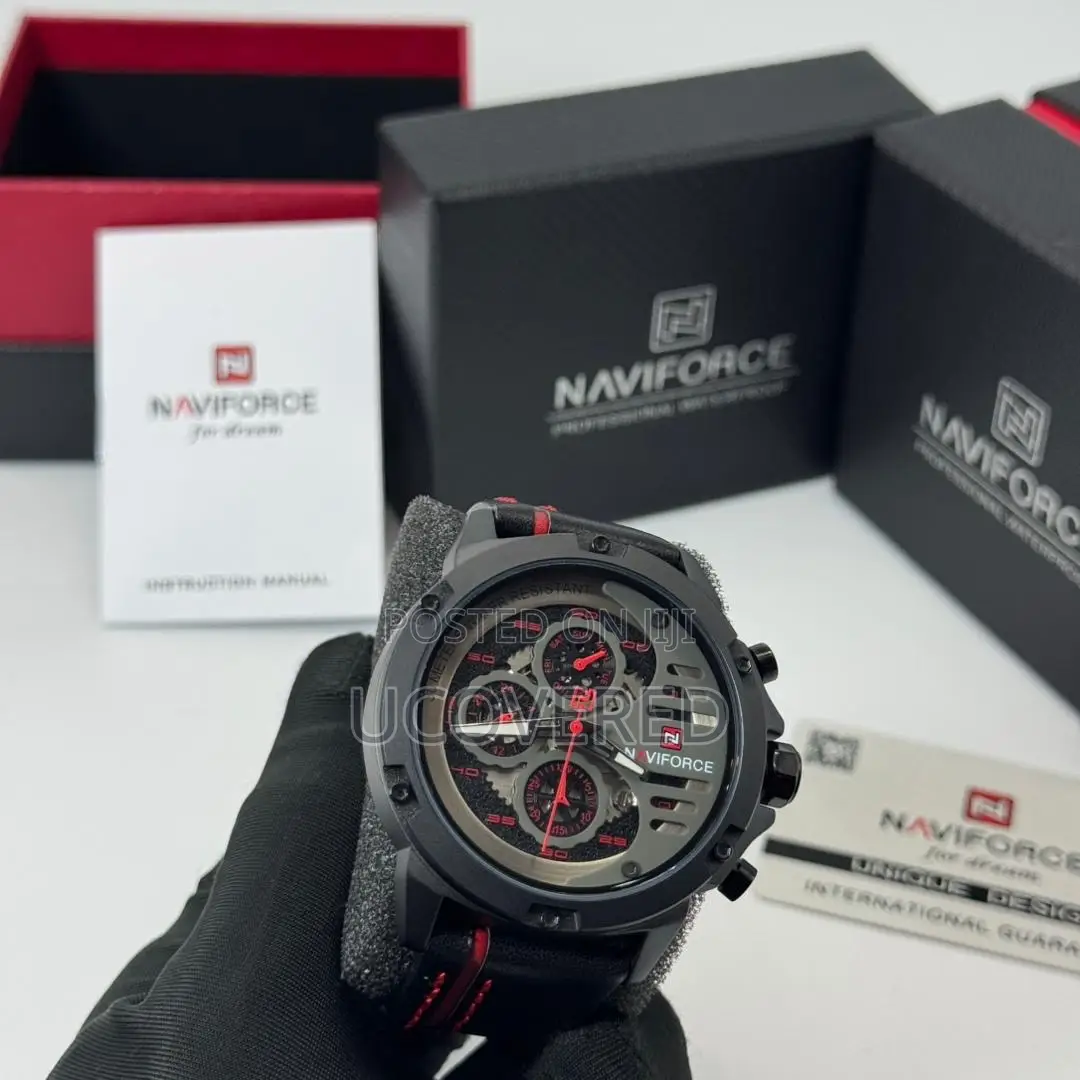 Naviforce Leather Analog Watch