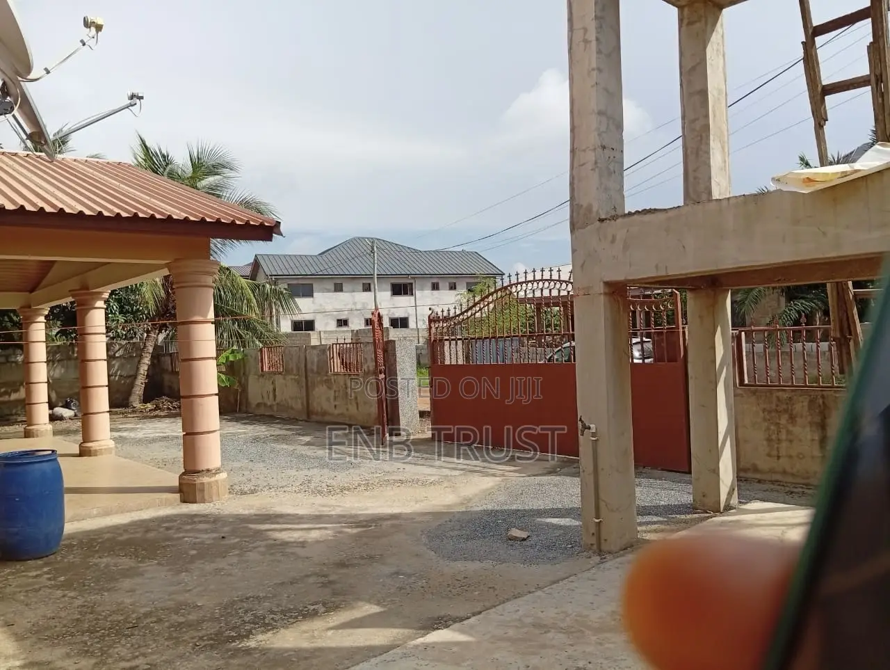 5bdrm House in Adenta, Housing Down for sale
