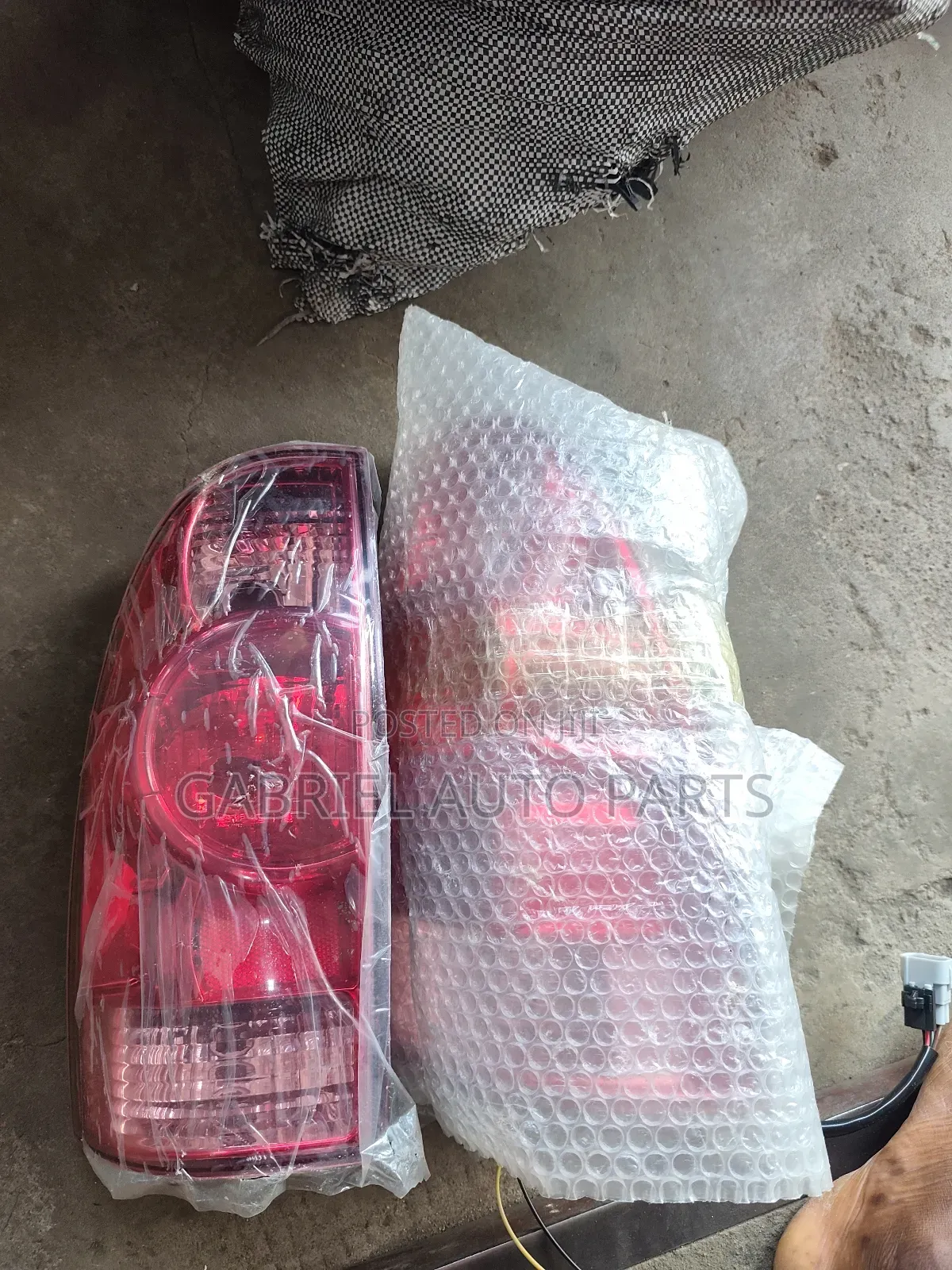 Toyota Tacoma Back Lights 2005