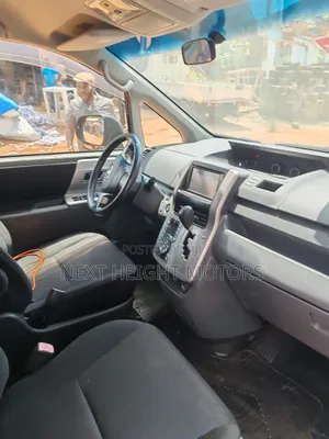 Toyota Voxy 2010 Black