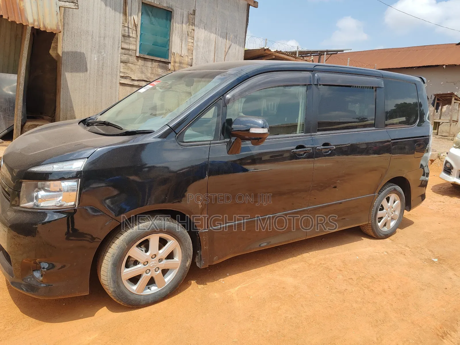 Toyota Voxy 2010 Black