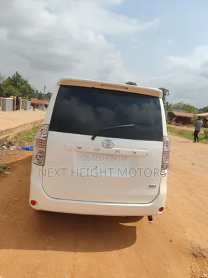 Toyota Voxy 2012 White