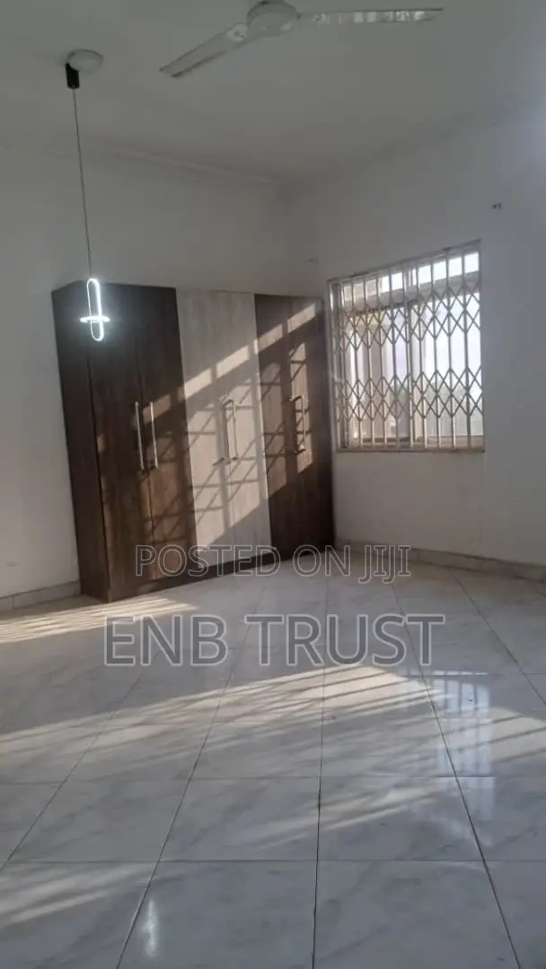 3bdrm House in Kwabenya, Ga East Municipal for sale