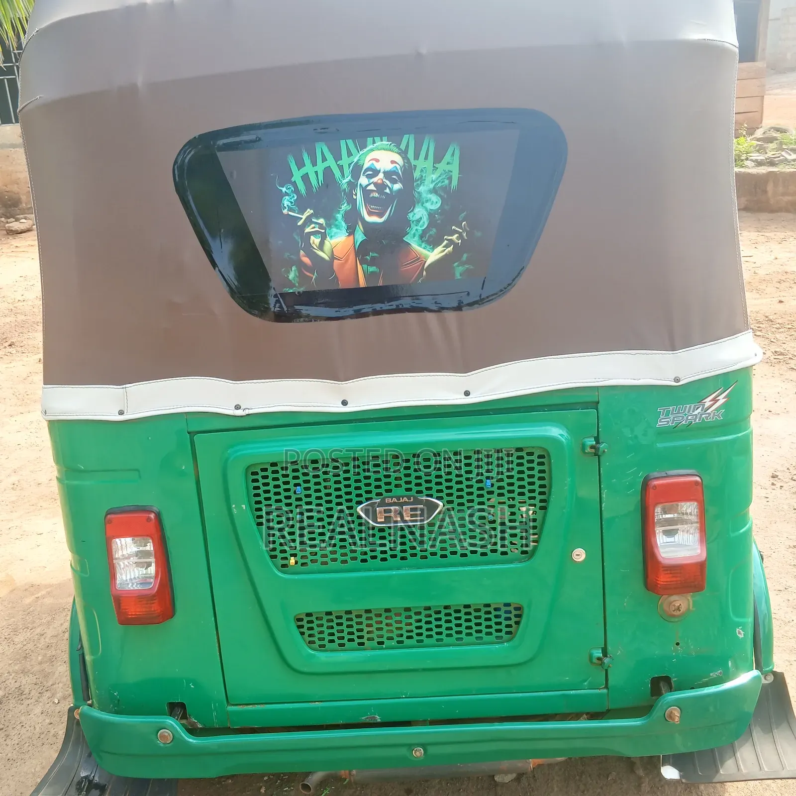 Bajaj RE 2025 Green