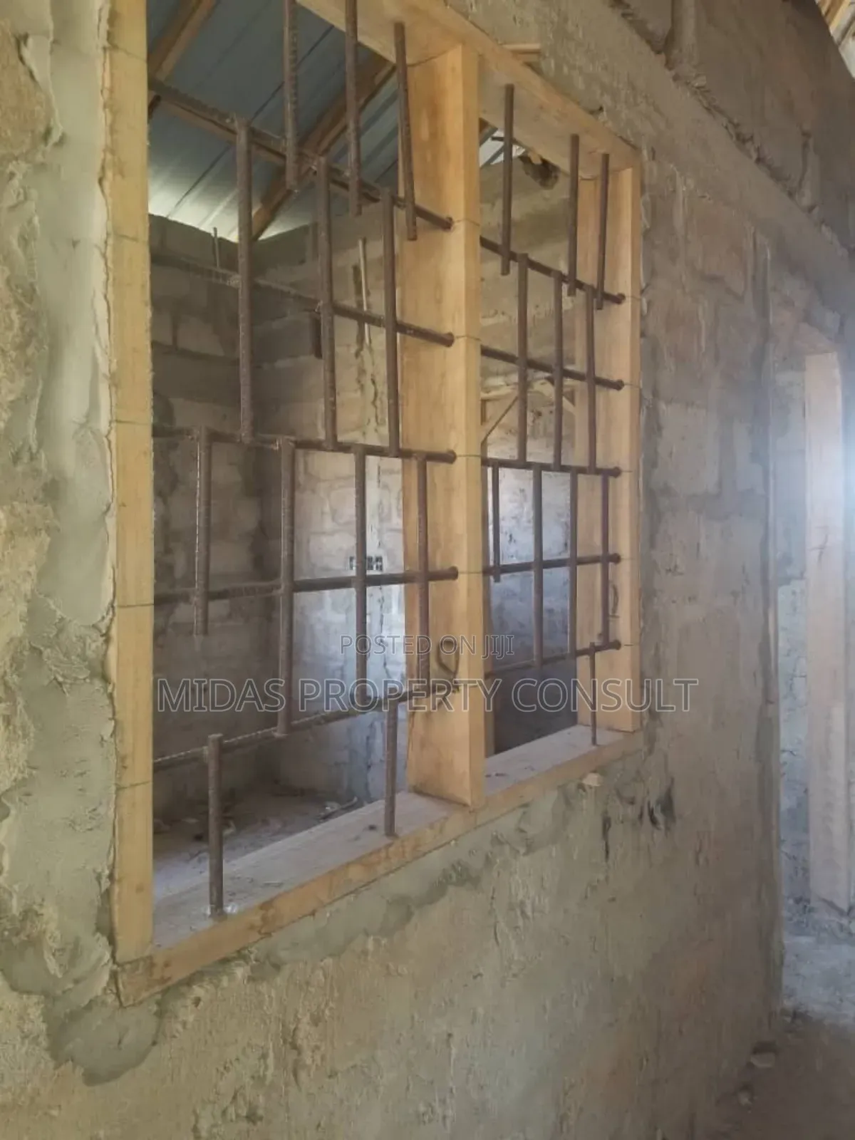 3bdrm House in Adamorobe, Oyibi for sale