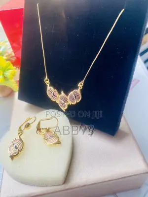 Elegant 3 Piece Jewelry Set