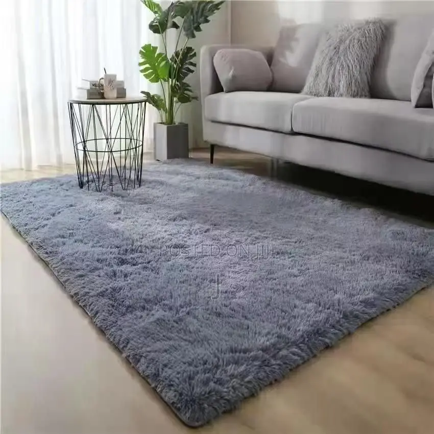 Fluffy Center Carpets