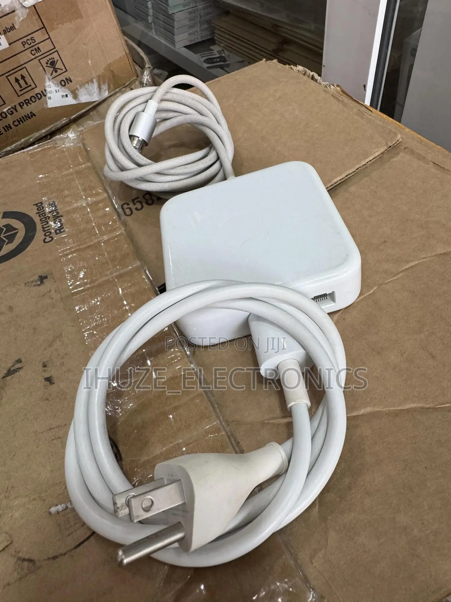 Genuine Apple iMac 24-Inch 143w Power Supply Adapter