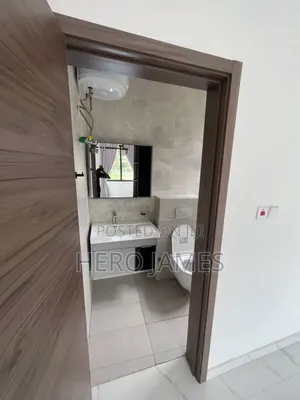 2bdrm Apartment in American House for rent