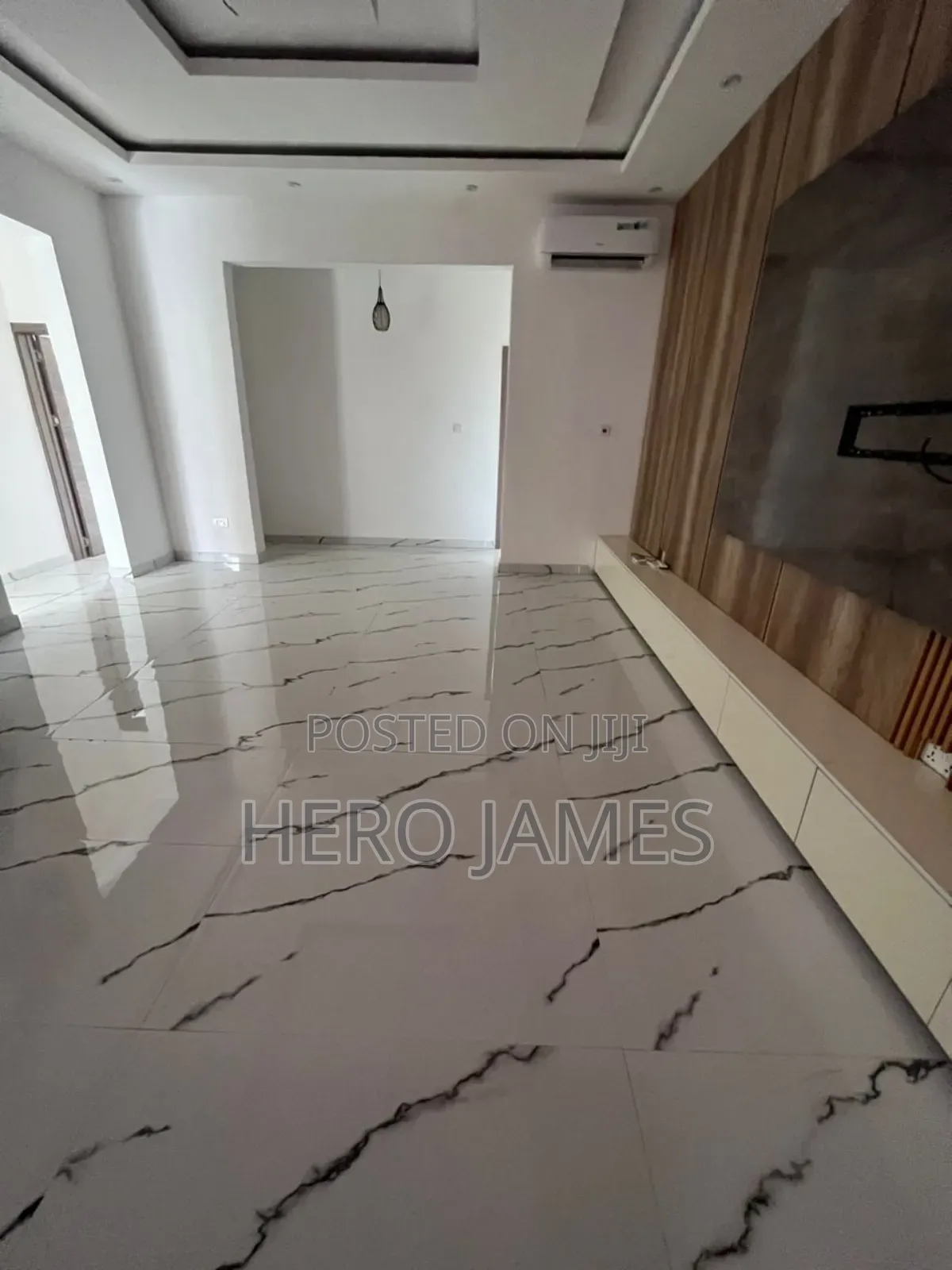 2bdrm Apartment in American House for rent