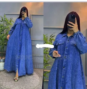 Casual-Chic Blue Denim Shirt Dress