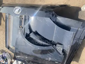 Voxy Door, Booth Bonnet And Bumper