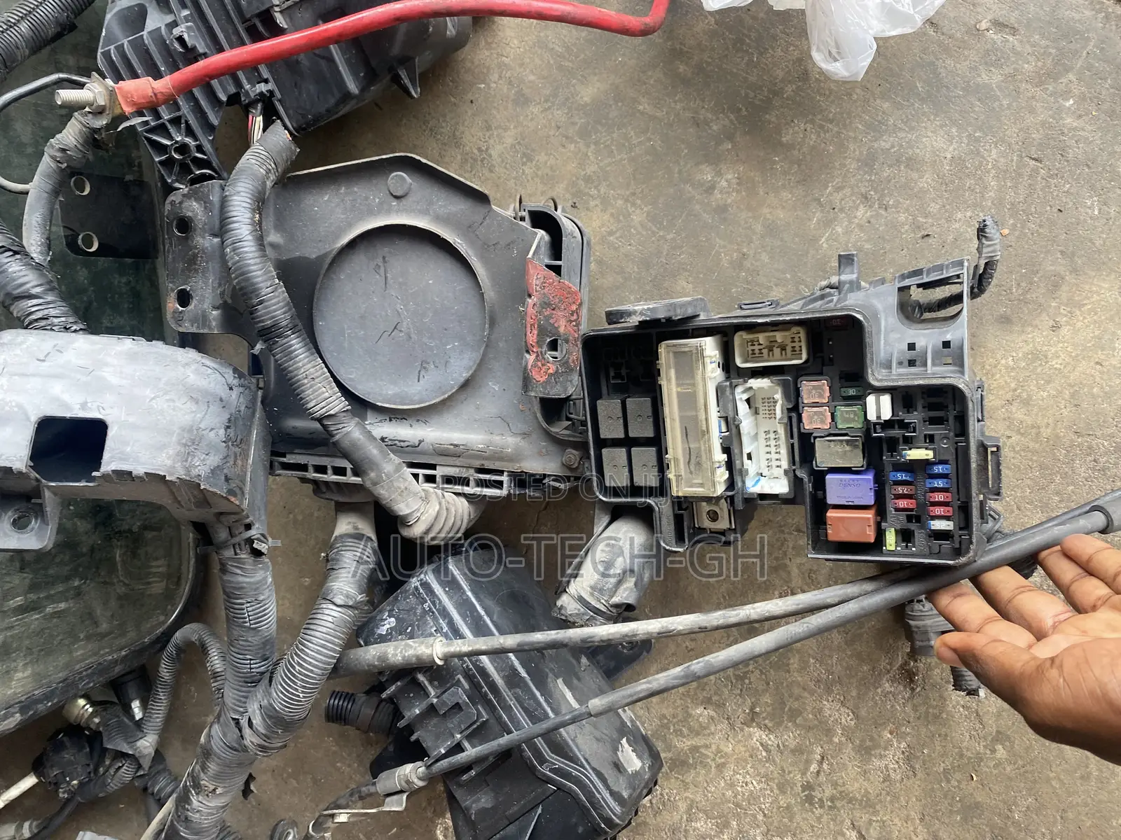Toyota Voxy And Noah Fuse Box