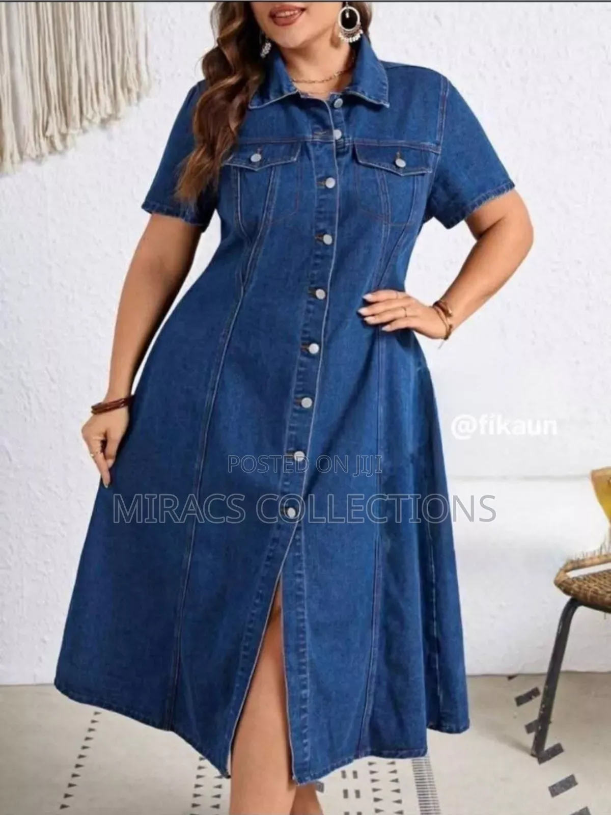Classy Short-Sleeve Denim Midi Dress
