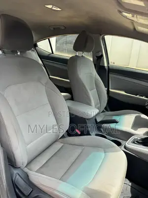 Hyundai Elantra 2017 Black