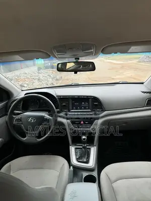 Hyundai Elantra 2017 Black