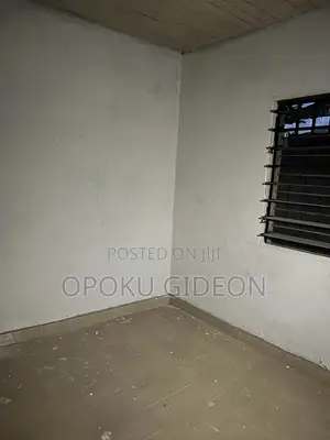 1bdrm Room & Parlour in Ablekuma for rent