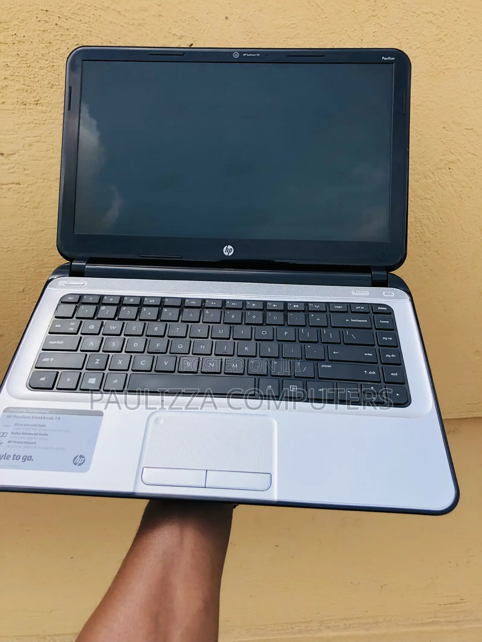 Laptop HP 14-dq1088wm 8GB Intel Core i5 SSD 256GB