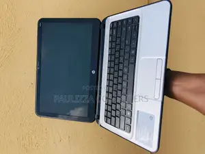 Laptop HP 14-dq1088wm 8GB Intel Core i5 SSD 256GB