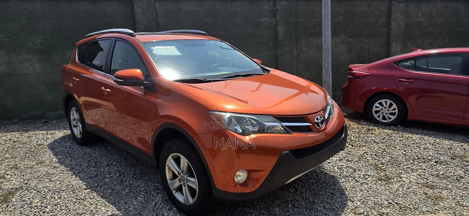 Toyota RAV4 XLE 4dr SUV (2.5L 4cyl 6A) 2014 Orange