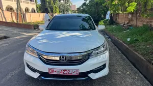 Honda Accord Sport SE 4dr Sedan FWD (2.4L 4cyl 2A) 2017 White