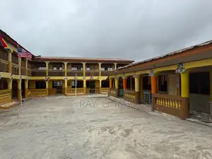 19 Classrooms School for Sale