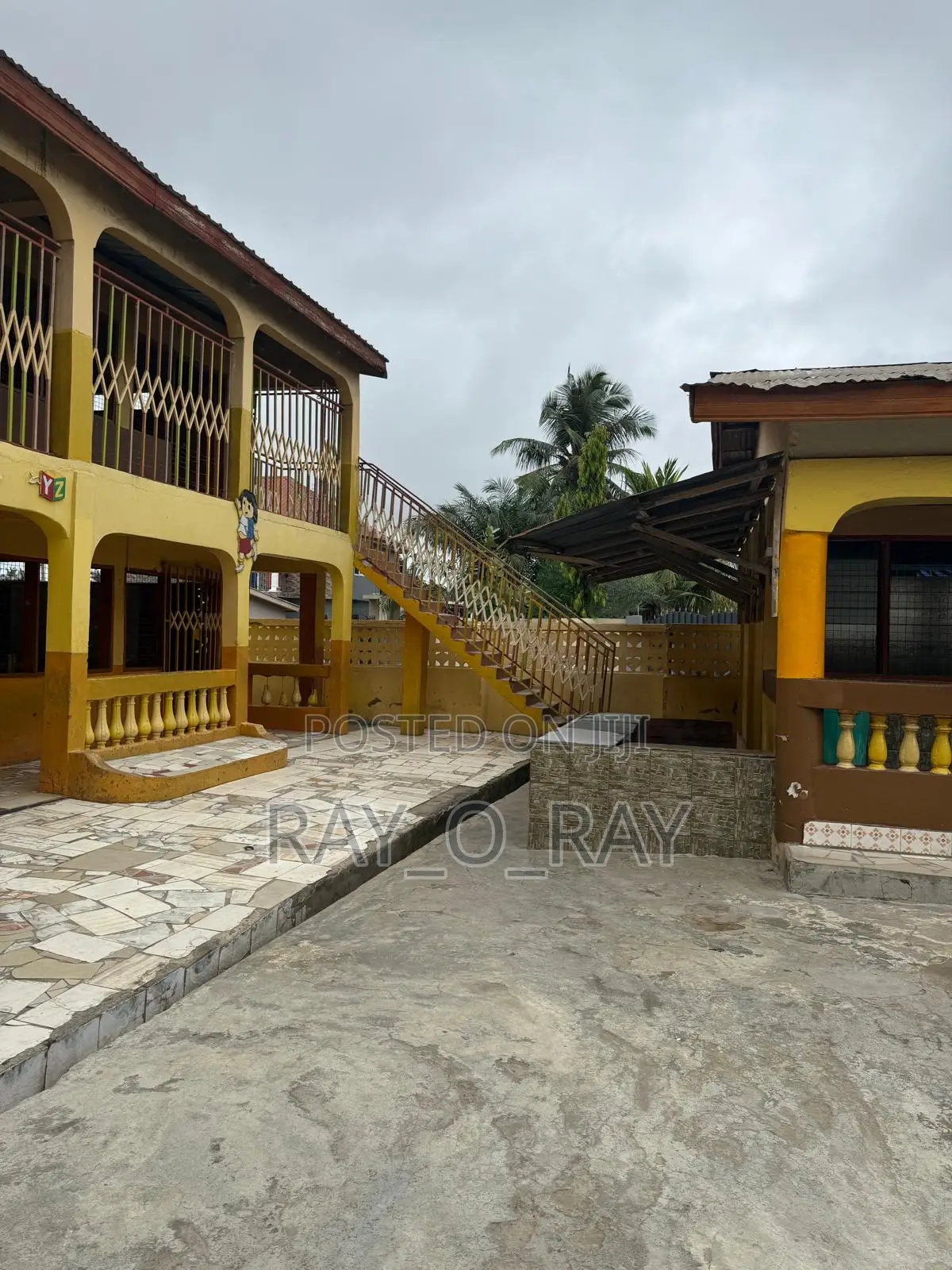 19 Classrooms School for Sale