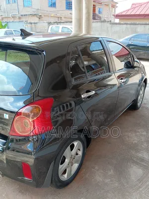 Toyota Yaris 2011 Black